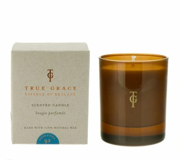 True Grace Duftkerze Cedar & Rose 1 True Grace Duftkerze Cedar & Rose