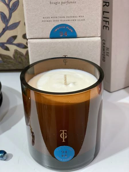 True Grace Duftkerze Smoked Plum 4 True Grace Duftkerze Smoked Plum