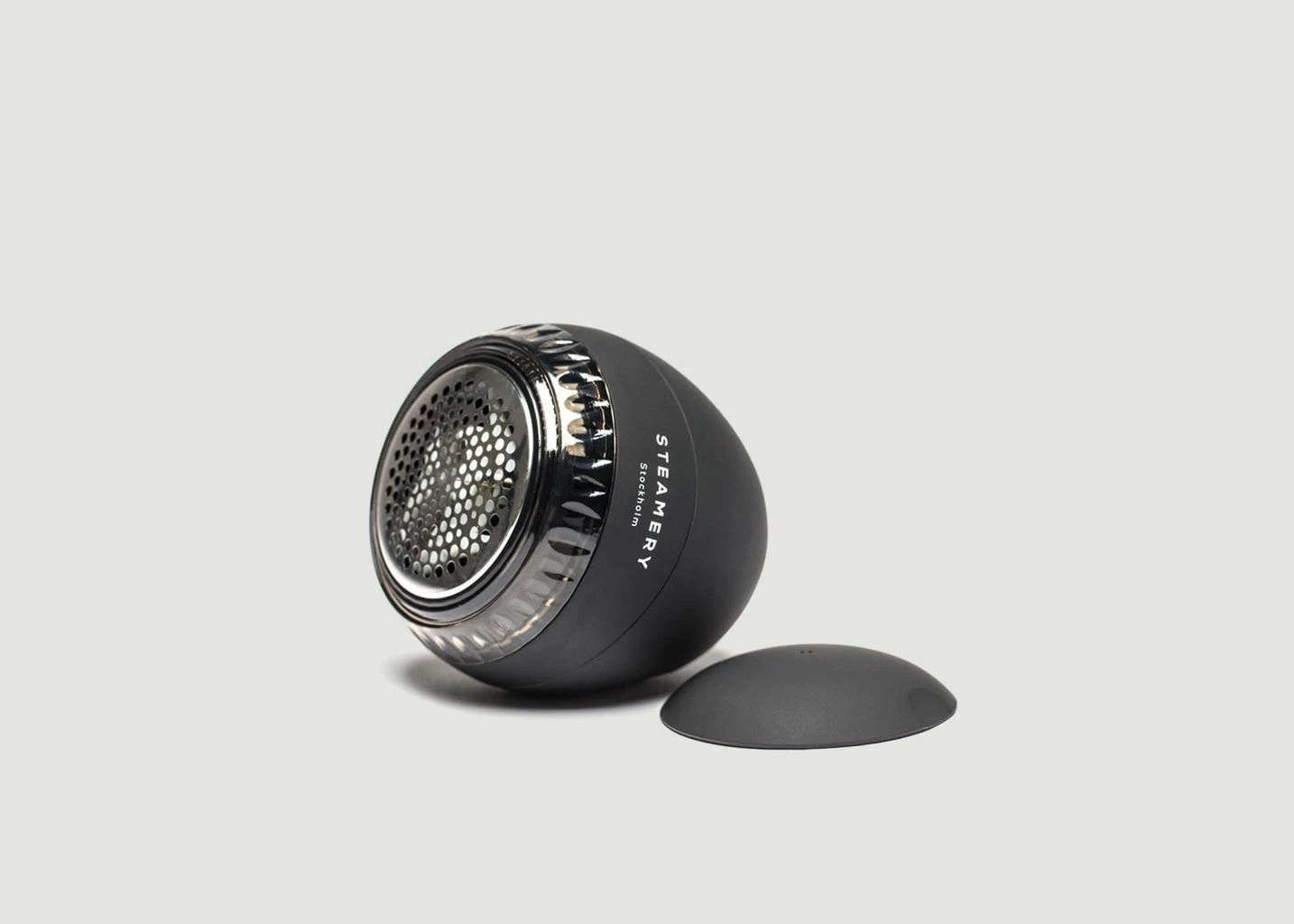 Steamery Pilo Fabric Shaver 3 Steamery Pilo Fabric Shaver