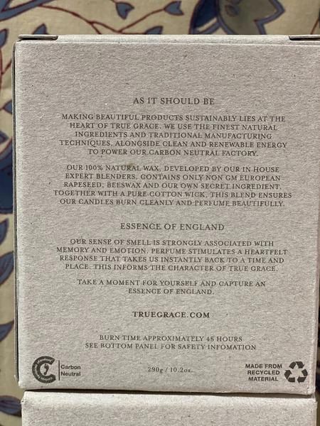 True Grace Duftkerze Smoked Plum 2 True Grace Duftkerze Smoked Plum