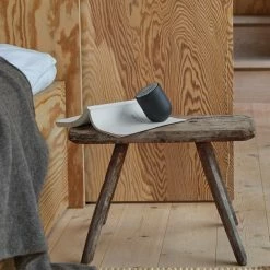 Steamery Pilo No.2 Fabric Shaver In Charcoal 5 Steamery Pilo No.2 Fabric Shaver In Charcoal