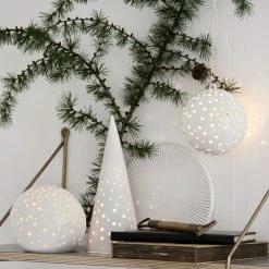 Kähler Nobili Ceramic Cone Tealight Holder 25.5cm White 7 Kähler Nobili Ceramic Cone Tealight Holder 25.5cm White