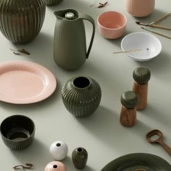 Kähler Olive Green Hammershoi 17.5cm Salt & Pepper Mill/Grinder 5 Kähler Olive Green Hammershoi 17.5cm Salt & Pepper Mill/Grinder