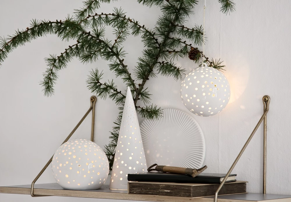 Kähler Nobili Ceramic Cone Tealight Holder 30cm White 4 Kähler Nobili Ceramic Cone Tealight Holder 30cm White